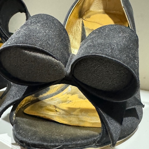 Sassy!  Fabulous Ted Baker Black Heels - Sz 5.5 - Picture 6 of 7
